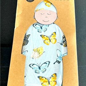 milkbarn baby newborn gown and hat set in bamboo butterfly print NWT